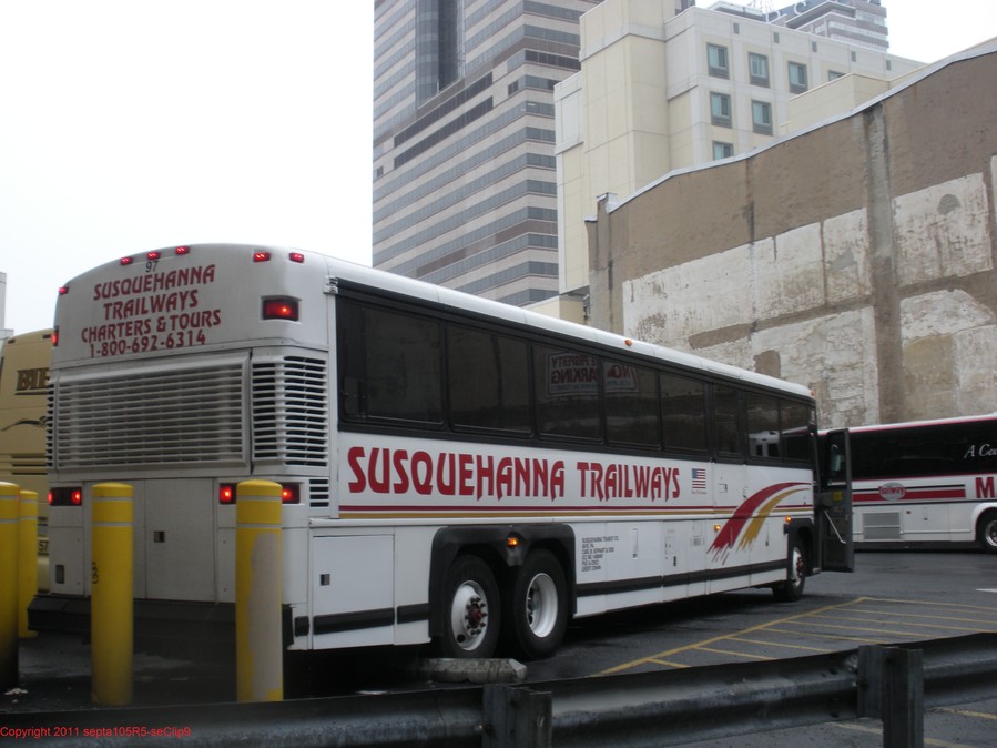 SUSQUEHANNA TRAILWAYS MCI 102-DL3
At Philadelphia Greyhound Bus Terminal

Taken on 8-3-2011
